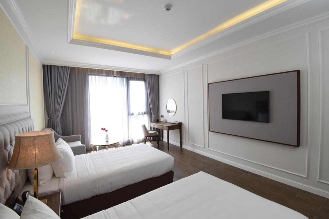 Phu Cuong Hotel Ca Mau Exterior photo