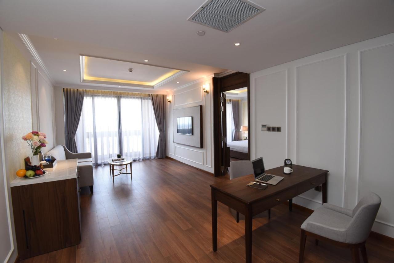 Phu Cuong Hotel Ca Mau Exterior photo