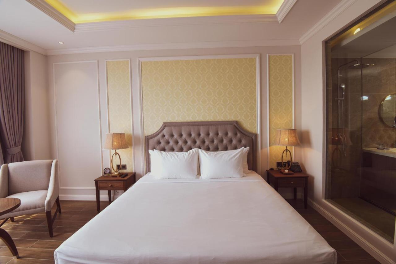 Phu Cuong Hotel Ca Mau Exterior photo