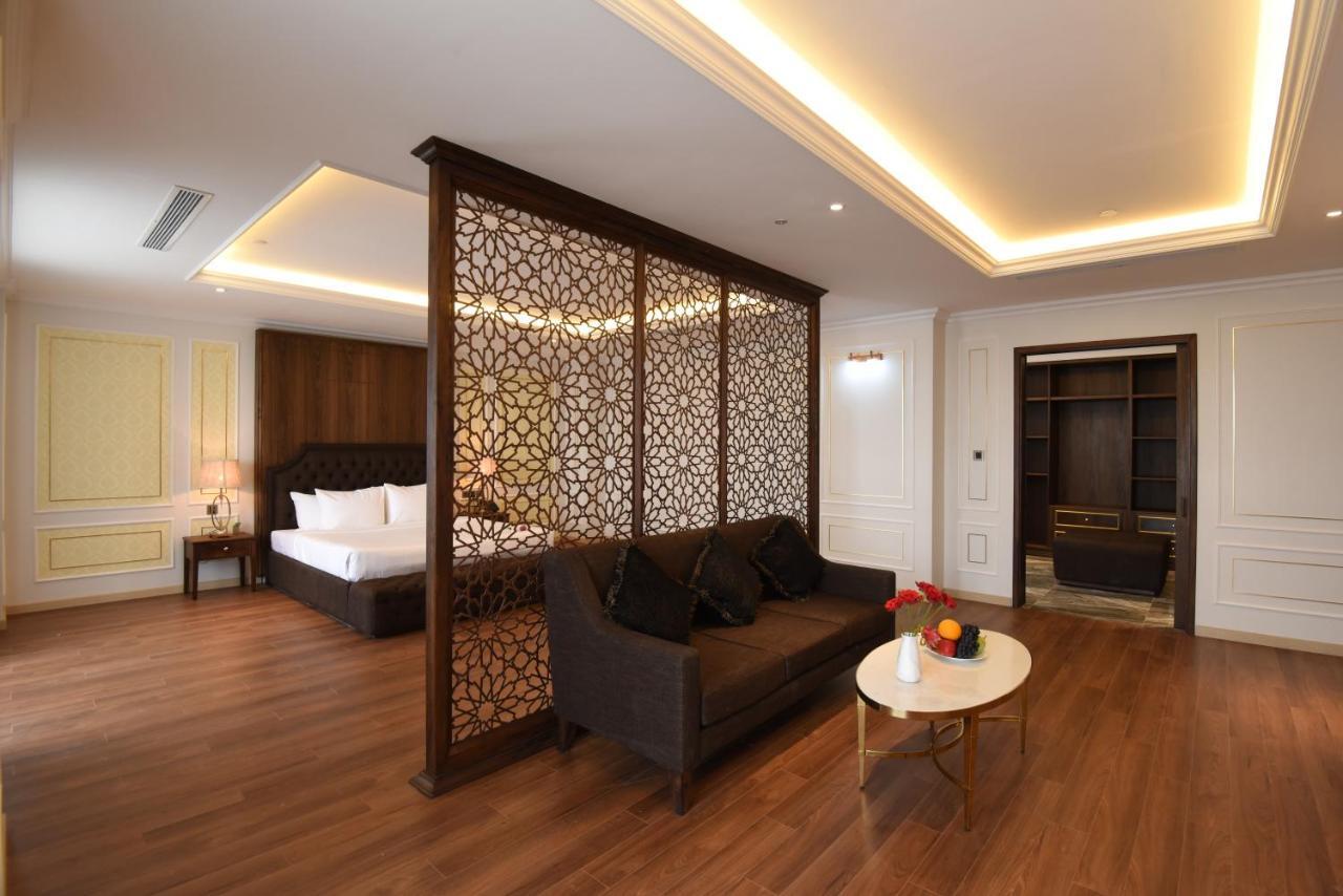 Phu Cuong Hotel Ca Mau Exterior photo